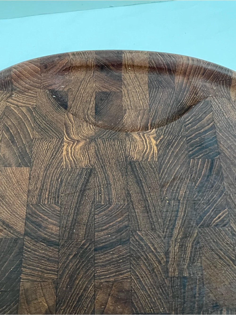 Dansk Solid Cutting Board Dark Wood (Teak?)  16"x13"x1" Parquet Oval Marks Cuts - Picture 6 of 9